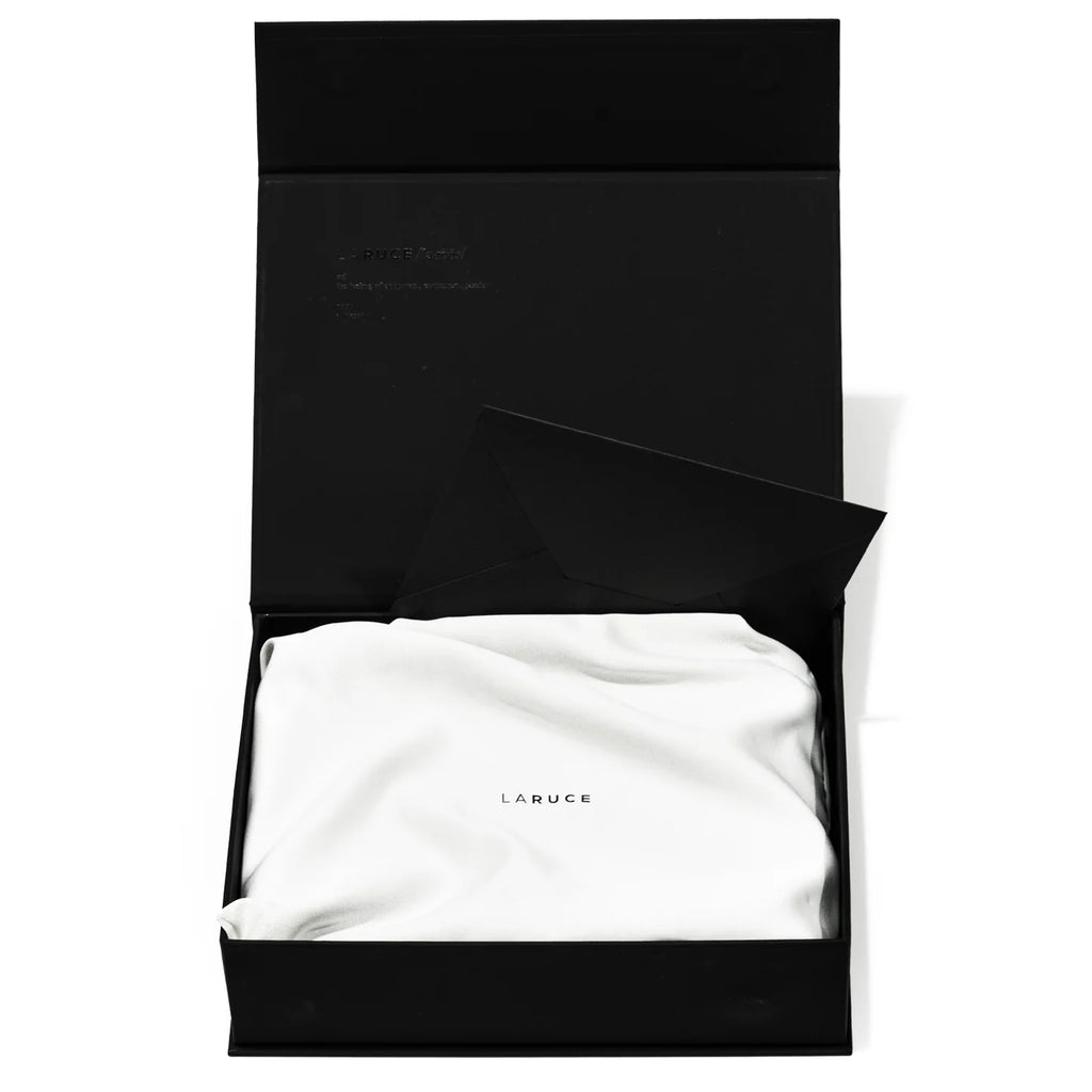 JUEGO DE BROCHAS DE MAQUILLAJE ANN DE 13 PIEZAS CON ESTUCHE