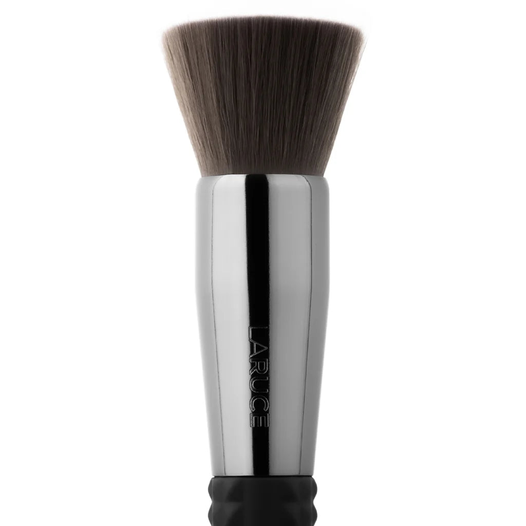 BROCHA PLANA PARA BASE DE MAQUILLAJE LR335