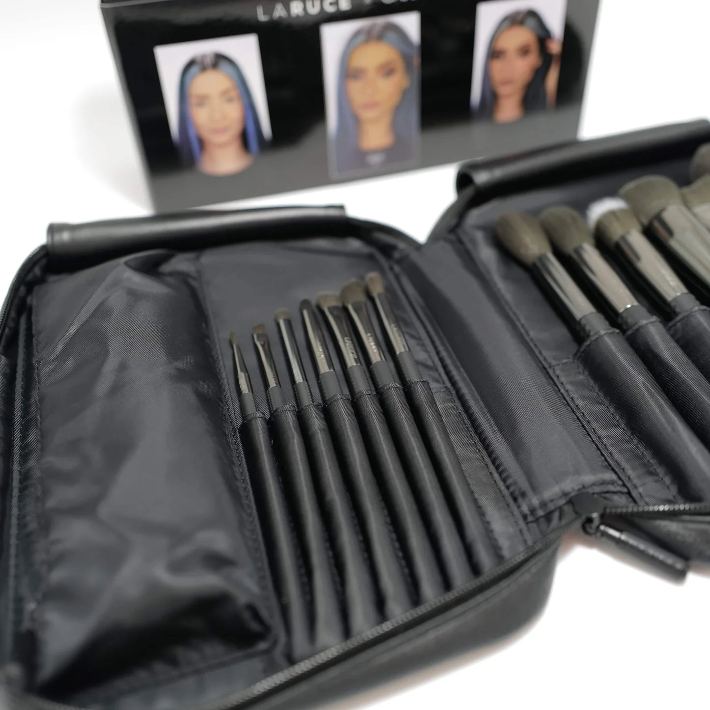 SET DE BROCHAS LARUCE X CREATIVE CLICHE
